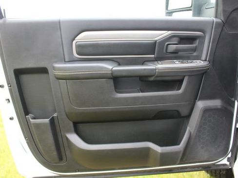 Used 2023 RAM 3500 Tradesman image 17