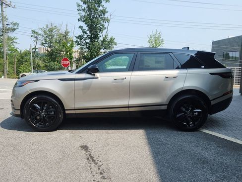 Certified 2026 Land Rover Range Rover Velar Dynamic SE AWD/4WD image 6