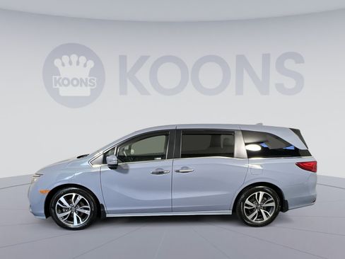 Used 2023 Honda Odyssey Touring image 7