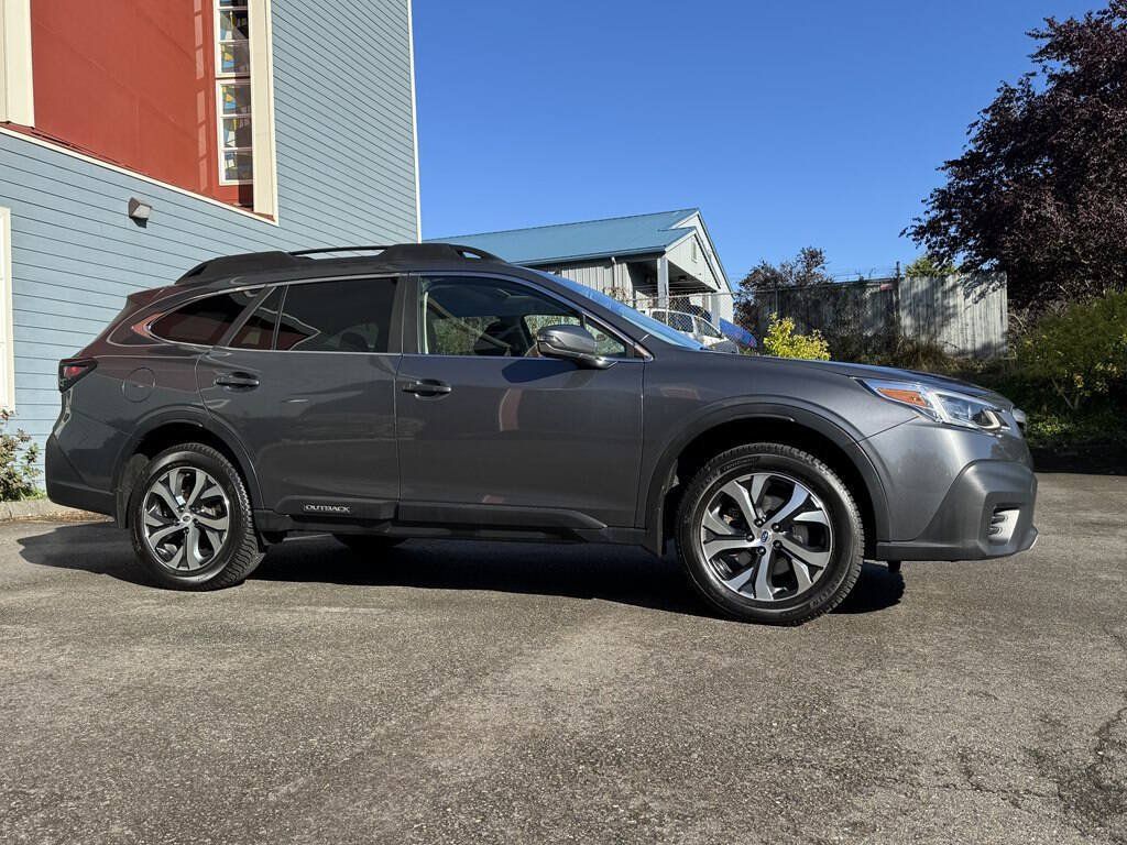 Used 2021 Subaru Outback Limited XT w/ Popular Package #2 AWD/4WD image 2