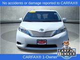 Used 2017 Toyota Sienna LE image 2