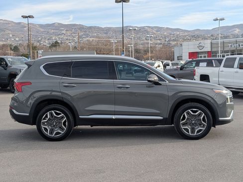 Used 2022 Hyundai Santa Fe Limited w/ Cargo Package image 7