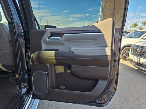 Used 2022 GMC Sierra 1500 SLT w/ SLT Convenience Package image 26