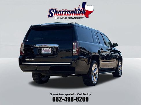 Used 2019 GMC Yukon XL Denali w/ Open Road Package AWD/4WD image 6