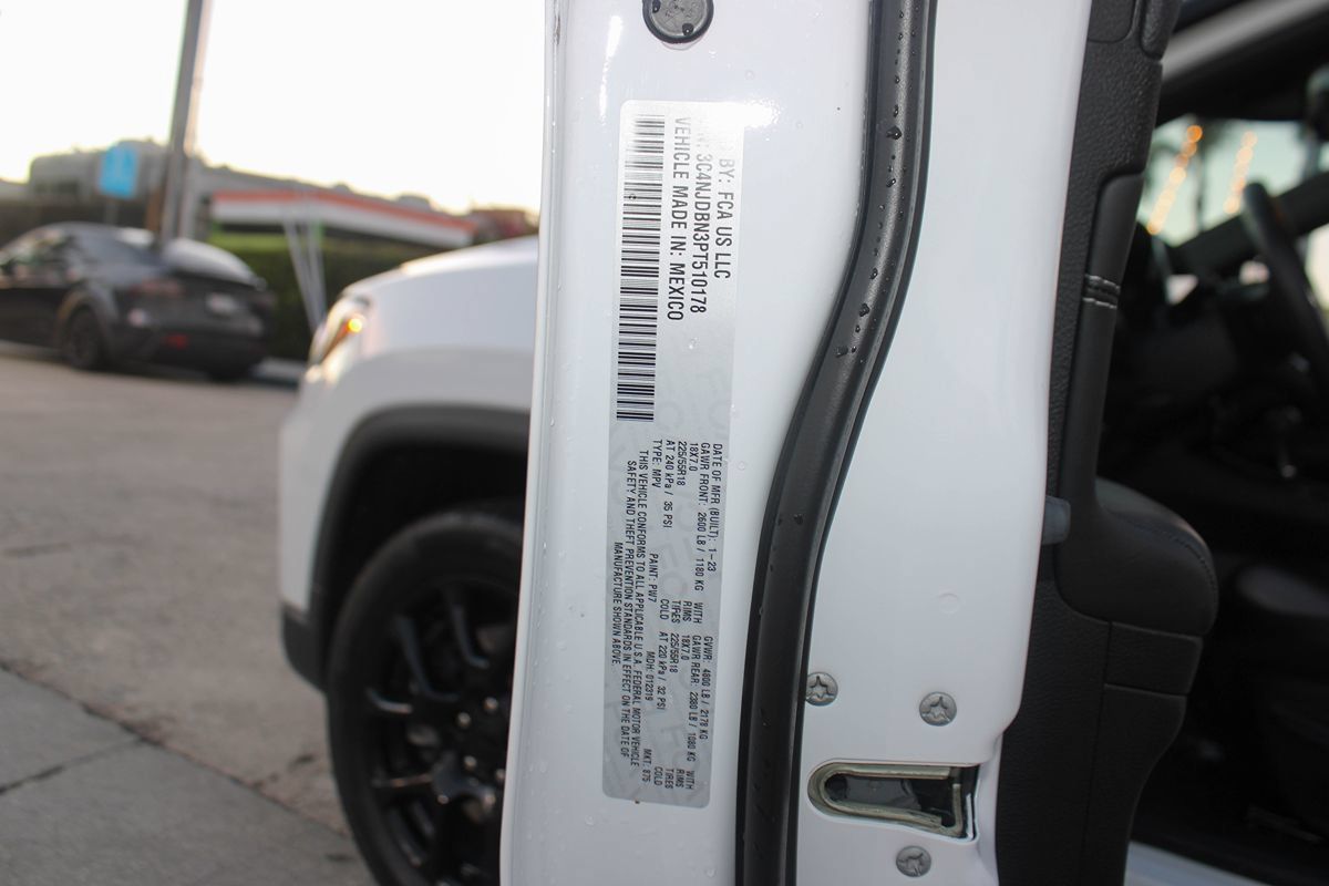 Used 2023 Jeep Compass Latitude AWD/4WD image 45