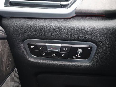 Used 2021 BMW X5 M50i image 41