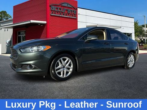 Used 2015 Ford Fusion SE w/ Equipment Group 202A image 1