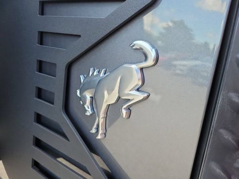 Used 2023 Ford Bronco Black Diamond AWD/4WD image 7