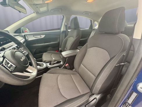 Used 2024 Kia Forte LXS FWD image 10