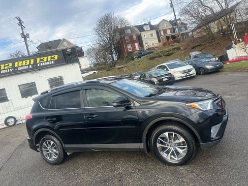 Used 2017 Toyota RAV4 XLE w/ Protection Package image 4