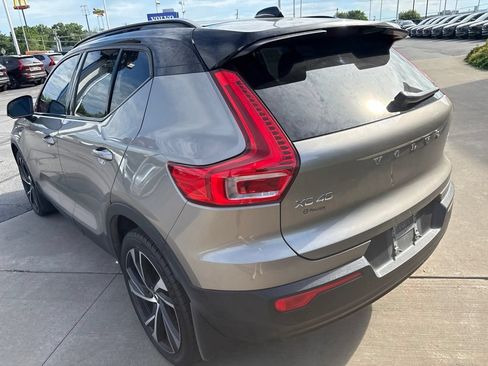 Used 2022 Volvo XC40 T5 R-Design w/ Advanced Package AWD/4WD image 8