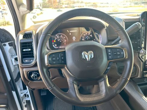 Used 2025 RAM 2500 Limited image 14