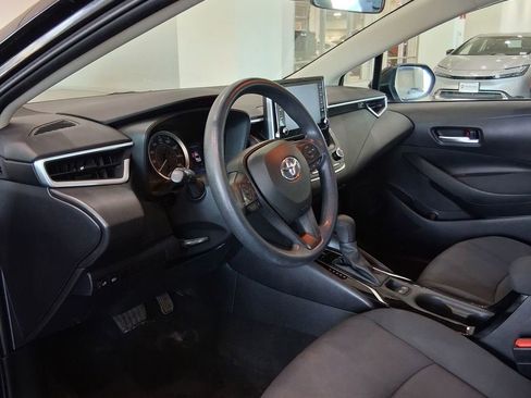 Used 2020 Toyota Corolla LE image 15