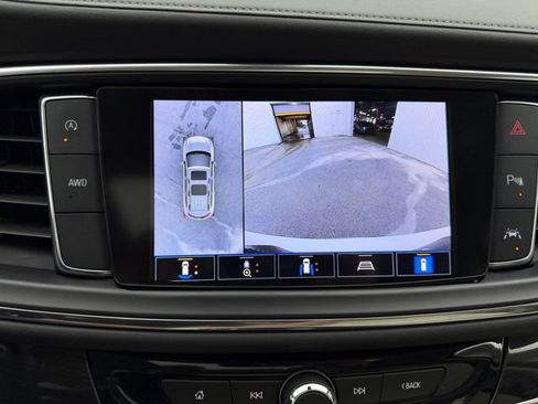 Used 2022 Buick Enclave Premium w/ Experience Buick Package AWD/4WD image 27