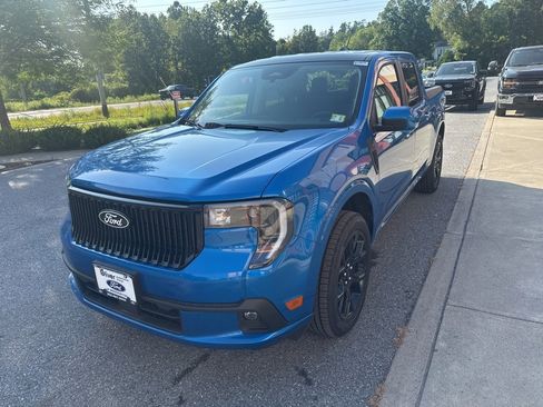 New 2025 Ford Maverick Lobo image 3