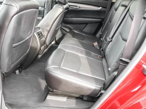 Used 2018 Cadillac XT5 Premium Luxury image 28