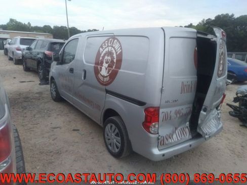 Used 2015 Nissan NV200 SV w/ Technology Package image 4