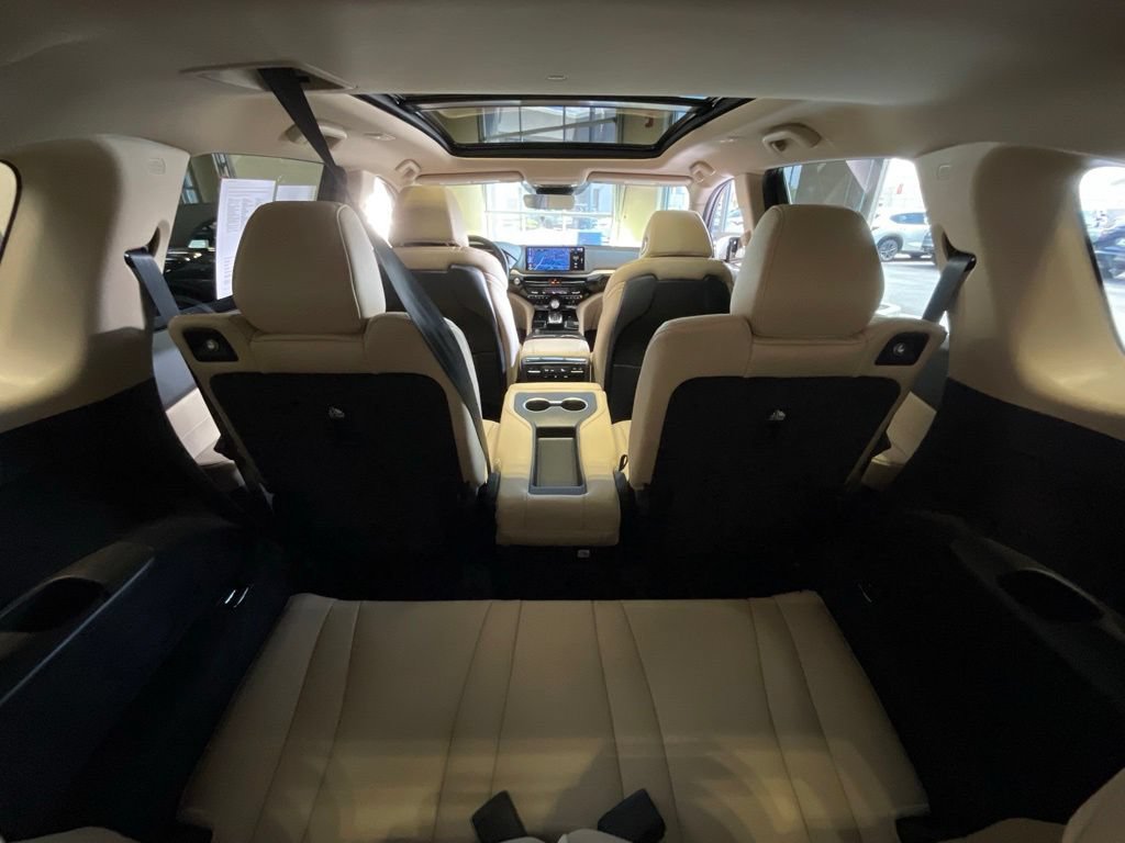 Certified 2026 Acura MDX SH-AWD image 27