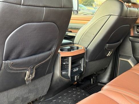 Used 2024 RAM 2500 Limited w/ Safety Group image 28