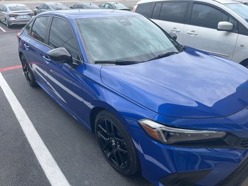 Used 2024 Honda Civic Sport image 3