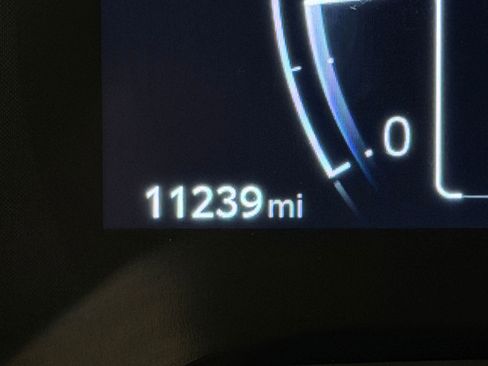 Certified 2024 Toyota Corolla Cross XLE w/ Convenience Package image 26