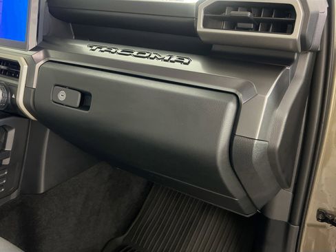 Used 2025 Toyota Tacoma TRD Sport RWD image 35