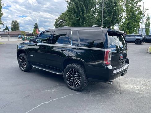 Used 2019 GMC Yukon SLT AWD/4WD image 3