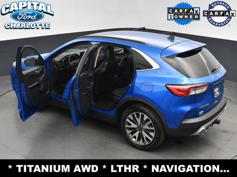 Used 2020 Ford Escape Titanium image 32
