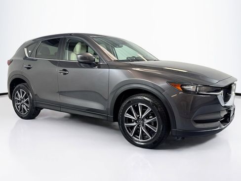 Used 2018 MAZDA CX-5 Touring w/ Preferred Equipment Package image 3