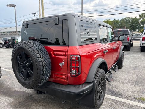 Used 2024 Ford Bronco Black Diamond AWD/4WD image 7