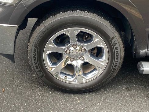 Used 2017 RAM 1500 Laramie w/ Convenience Group image 6