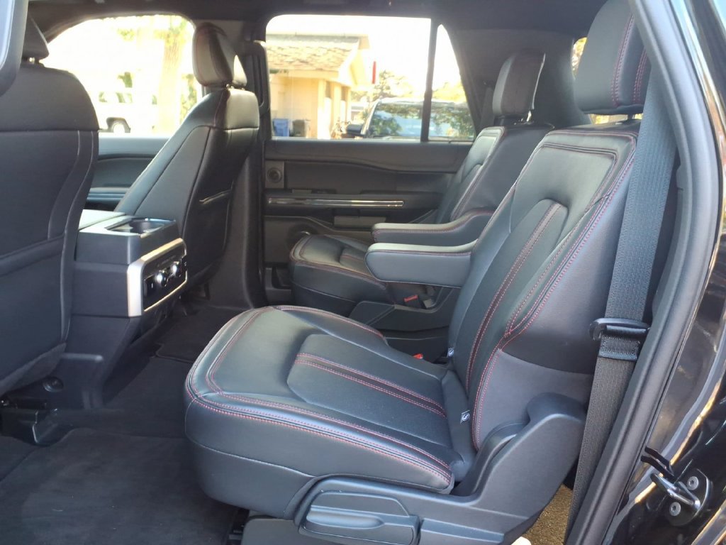 Used 2024 Ford Expedition Max Limited AWD/4WD image 16