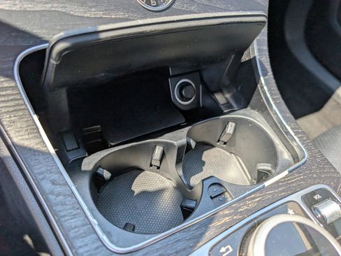 Used 2017 Mercedes-Benz C 350e Sedan image 20