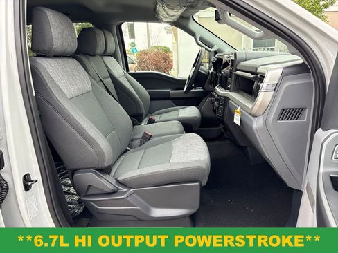 New 2026 Ford F250 XLT w/ XLT Premium Package AWD/4WD image 5