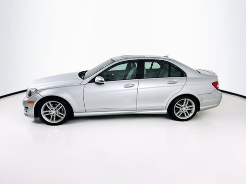 Used 2013 Mercedes-Benz C 250 Sedan image 5
