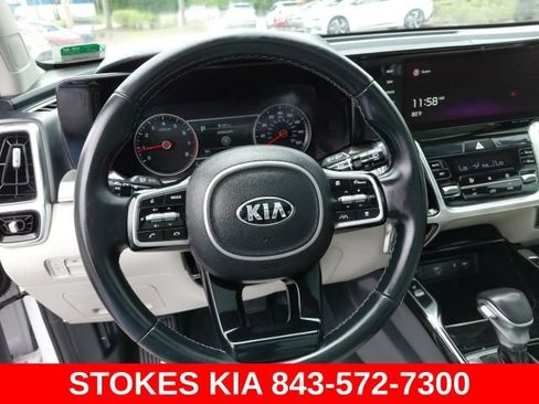 Used 2021 Kia Sorento SX FWD image 9