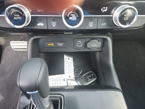 Used 2024 Honda Civic Sport image 21