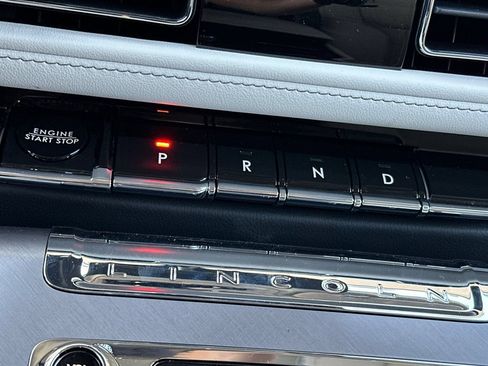 New 2026 Lincoln Aviator 2WD image 22