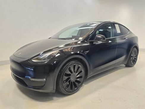 Used 2022 Tesla Model Y Performance AWD/4WD image 32