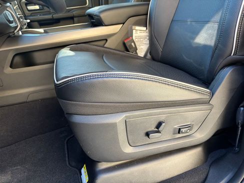 Used 2026 RAM 2500 Laramie w/ Night Edition image 41