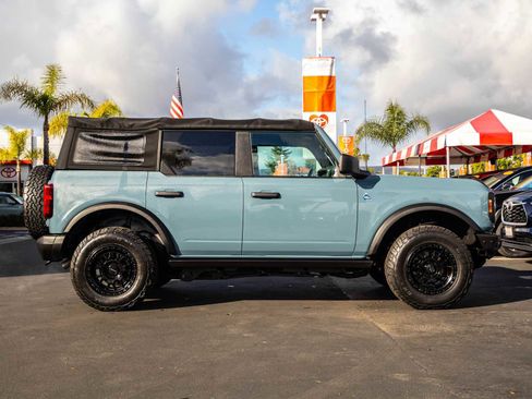 Used 2021 Ford Bronco Black Diamond image 19