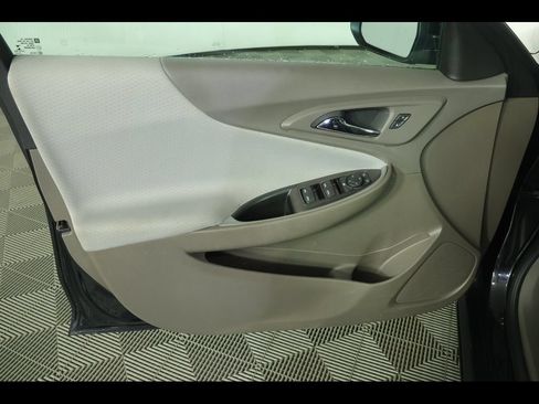 Used 2025 Chevrolet Malibu LT FWD image 21