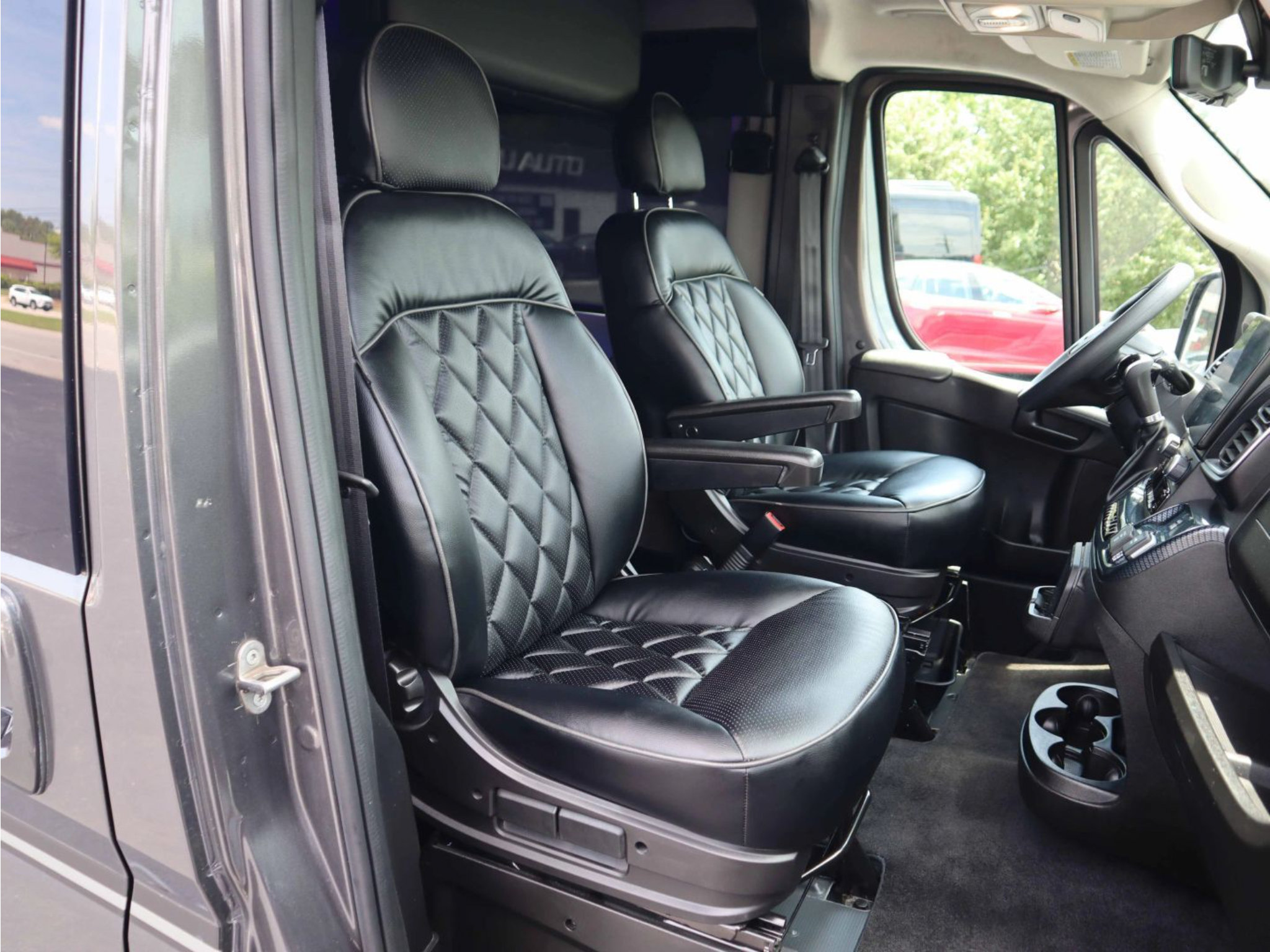 Used 2023 RAM ProMaster 2500 w/ Premium Convenience Group (B) FWD image 25