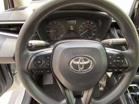 Used 2023 Toyota Corolla LE image 13