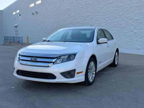 Used 2012 Ford Fusion Hybrid image 3