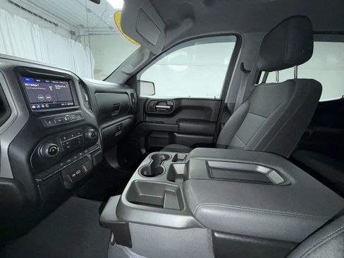 Used 2022 Chevrolet Silverado 1500 Custom image 5
