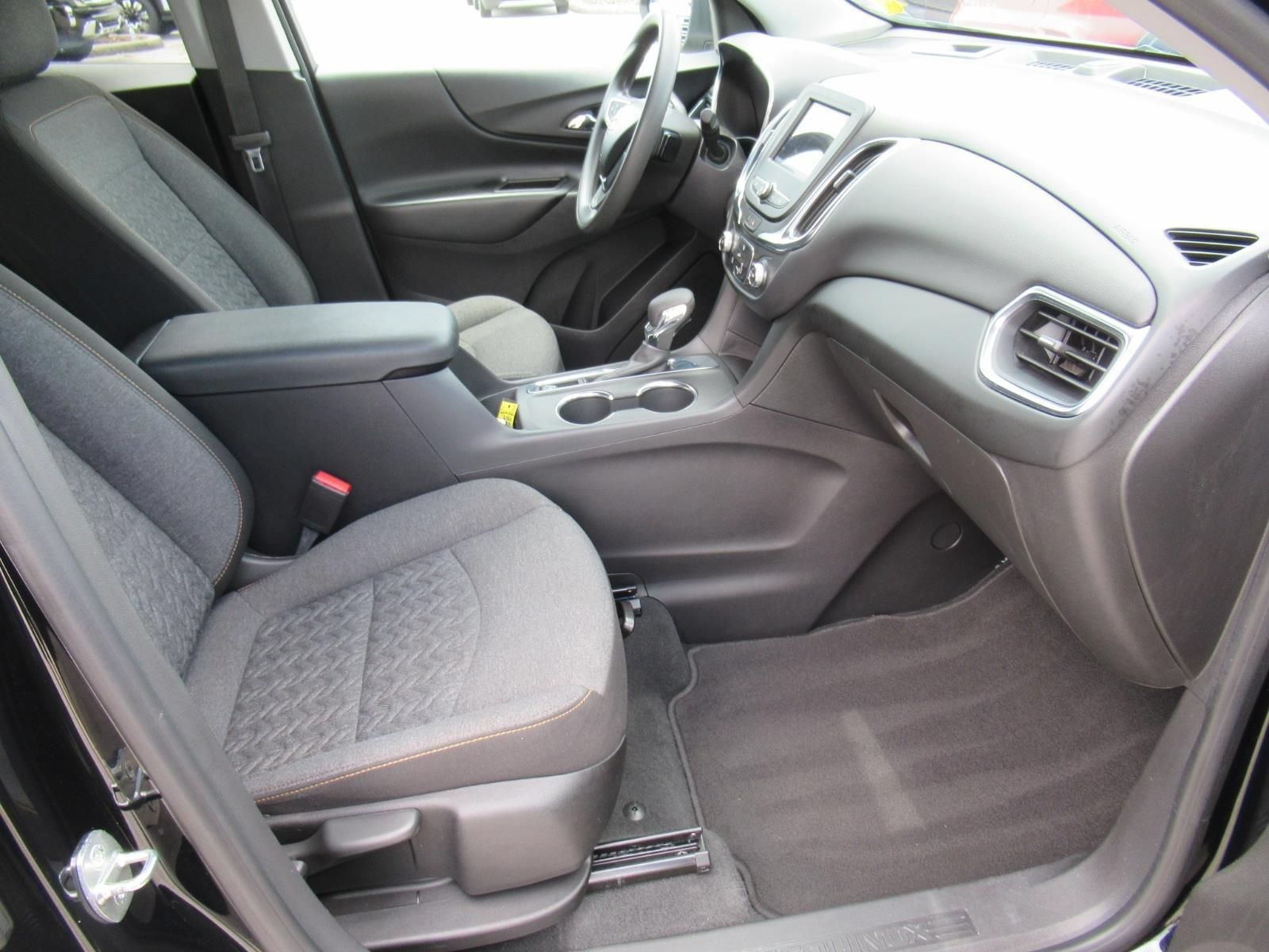 Used 2022 Chevrolet Equinox LT FWD image 10