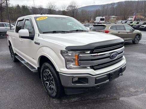 Used 2019 Ford F150 Lariat w/ Trailer Tow Package image 6