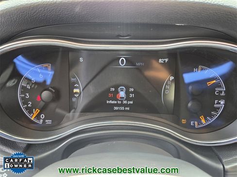 Used 2021 Jeep Grand Cherokee Laredo X image 27