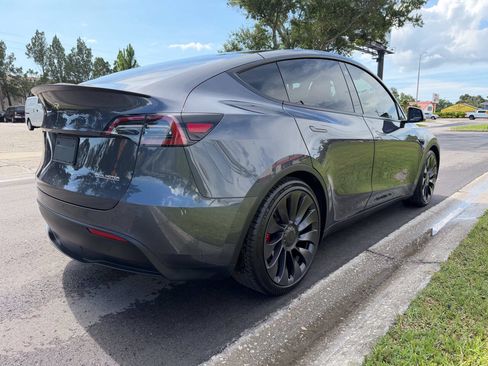 Used 2021 Tesla Model Y Performance AWD/4WD image 5